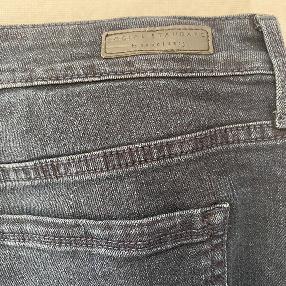 Social Standard by Sanctuary Slim Straight Dark‎ Wash Denim Jeans Womens 12 31 - Picture 10 of 10